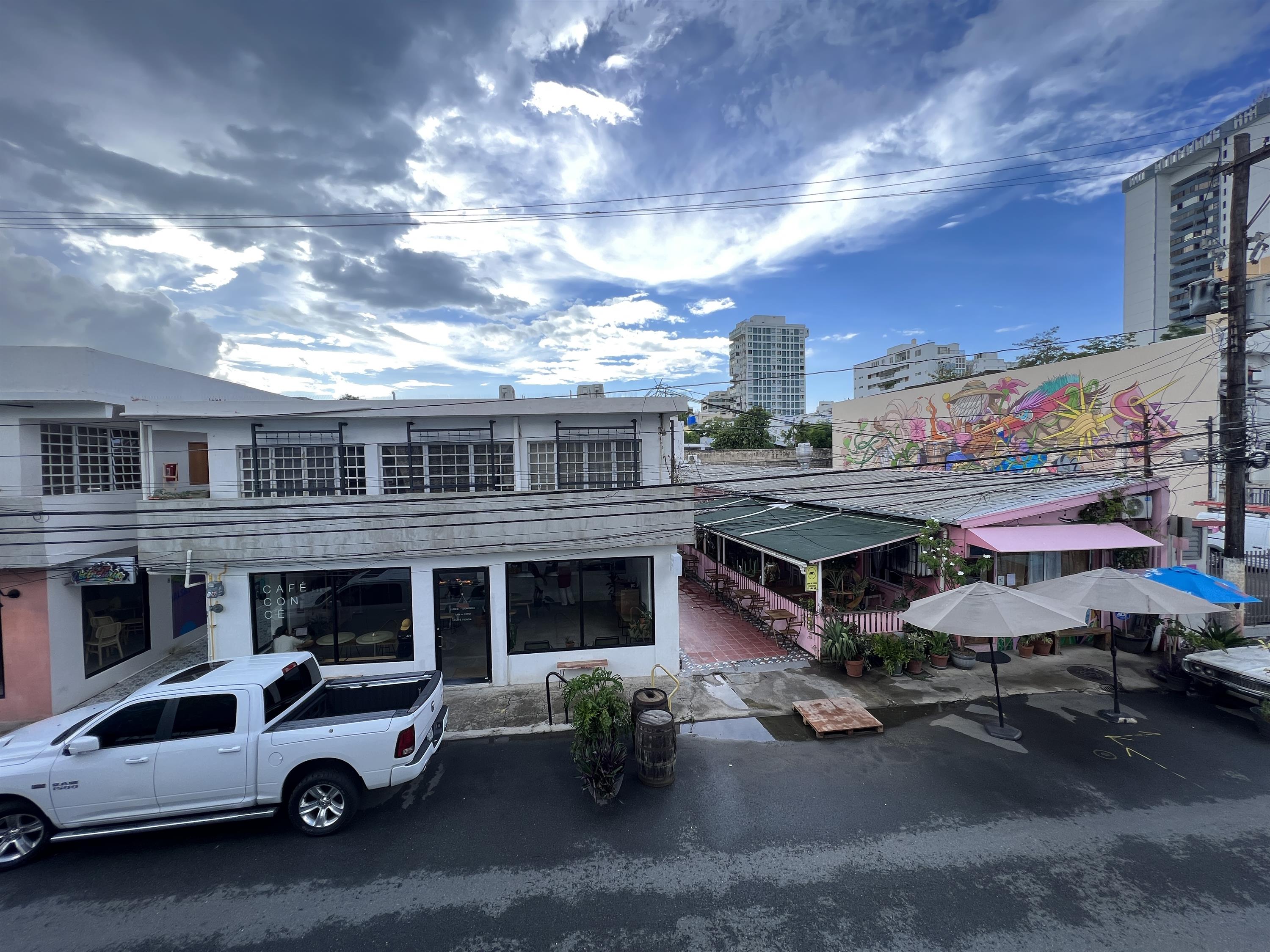 622 Calle Cerra - 8B